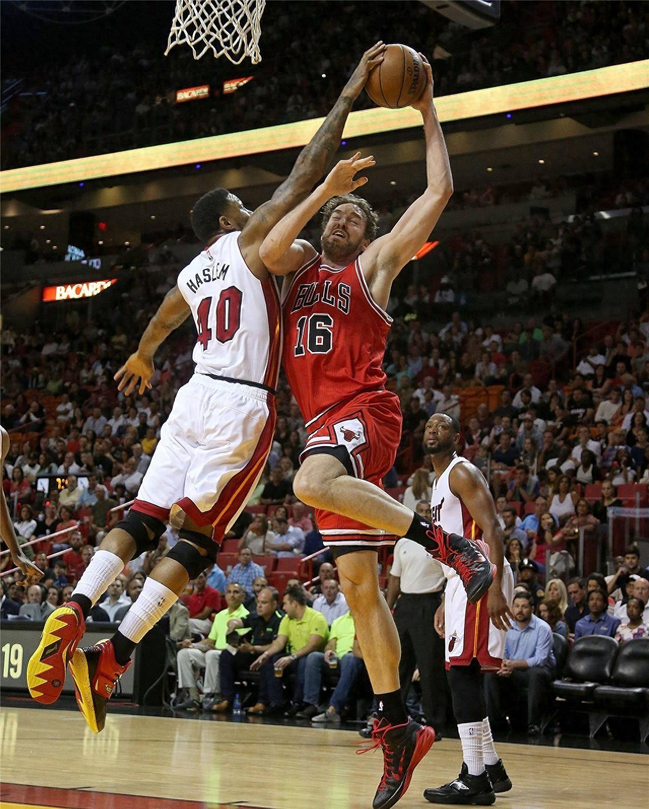 员之间的默 员之间的默