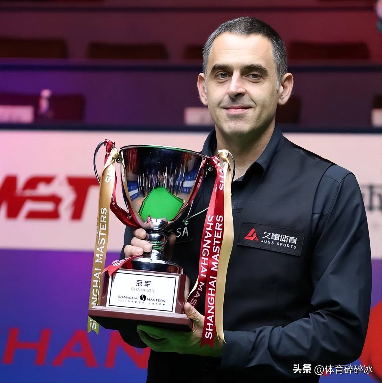 方面给予他 方面给予他