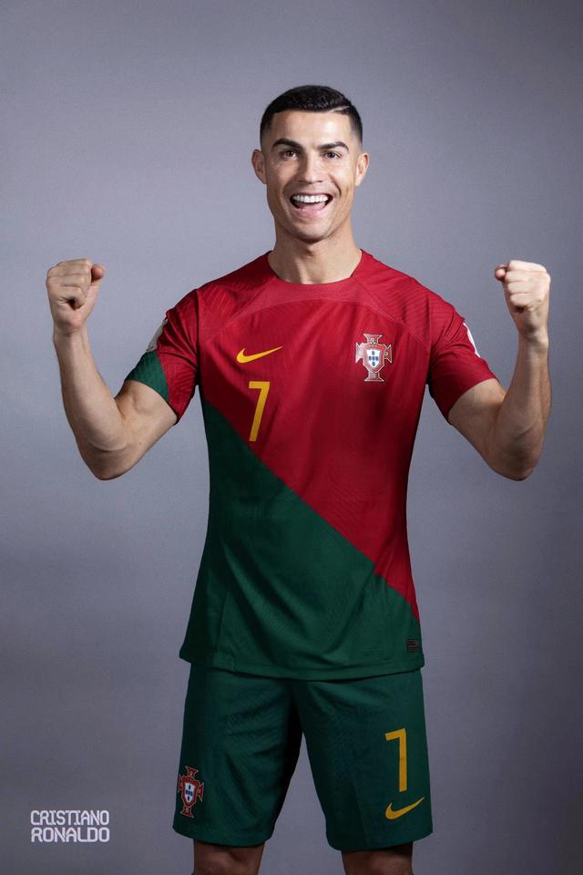 体育自由式滑雪U型场地世界杯：谷爱凌赢得赛季首冠